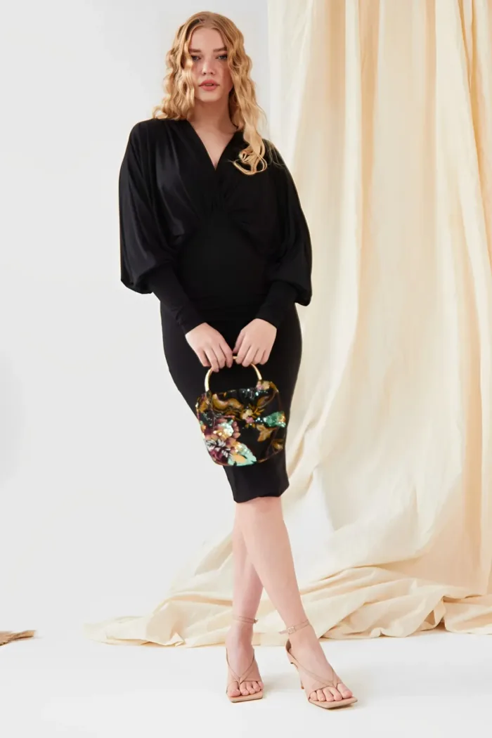 Black Batwing Sleeve Dress - Imagen 10