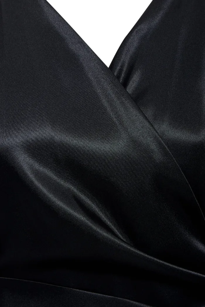 Black Wrap Maxi Dress - Imagen 4