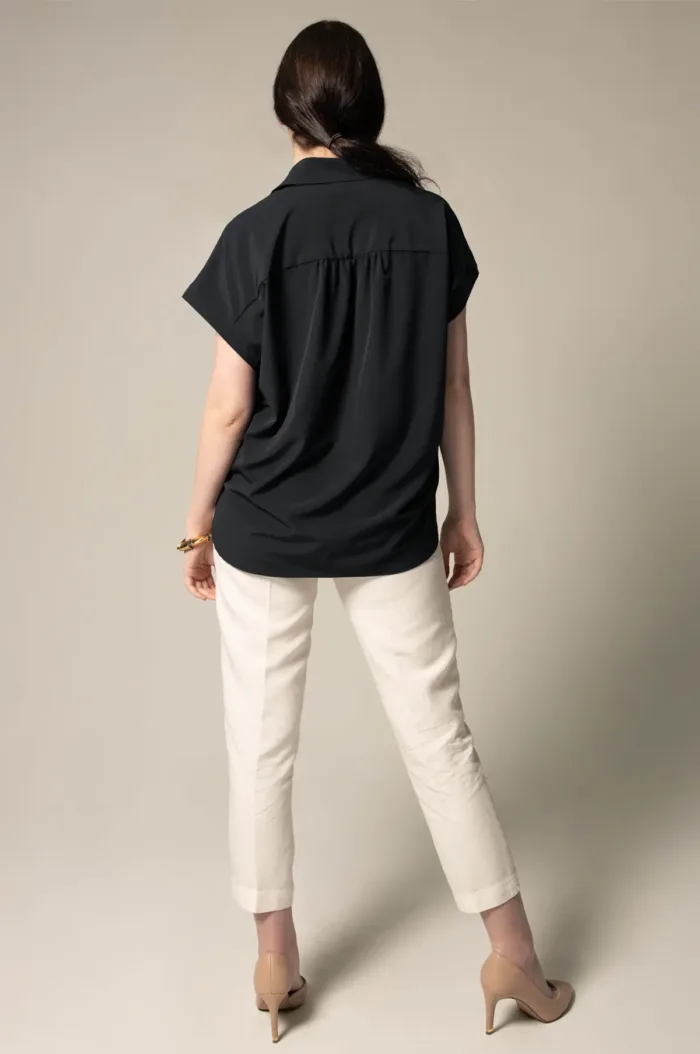 Classic Black Blouse - Imagen 3