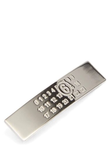 Numeric' hair clip